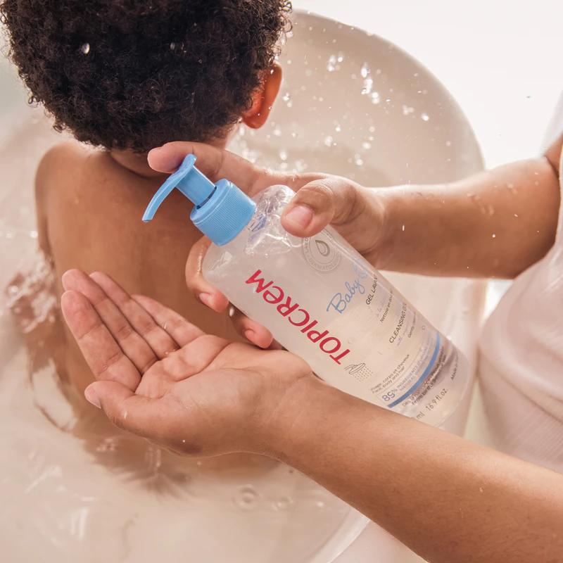 Topicrem BABY Meu Primeiro Gel de Limpeza 2 em 1 para corpo e cabelo, para crianças desde o nascimento.