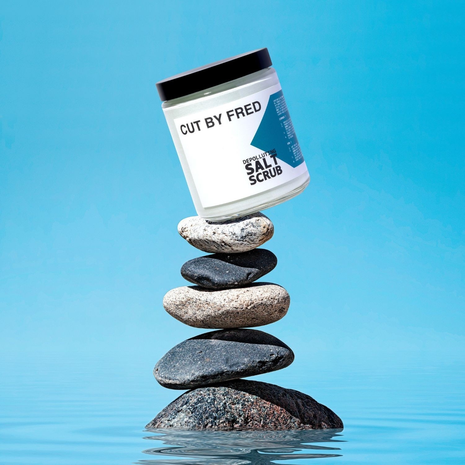 CUT BY FRED Depolluting salt scrub