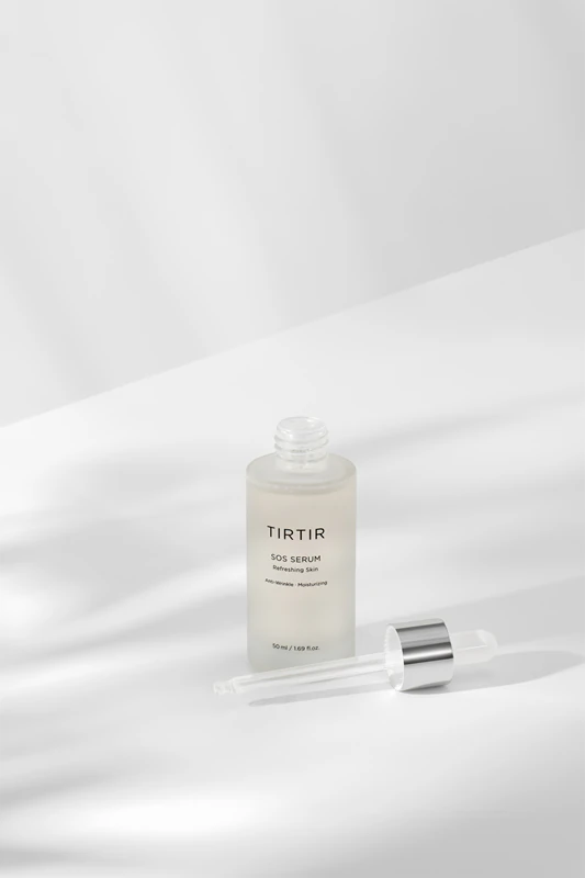 Sérum TIRTIR SOS: sérum intensamente hidratante com efeito antirrugas.