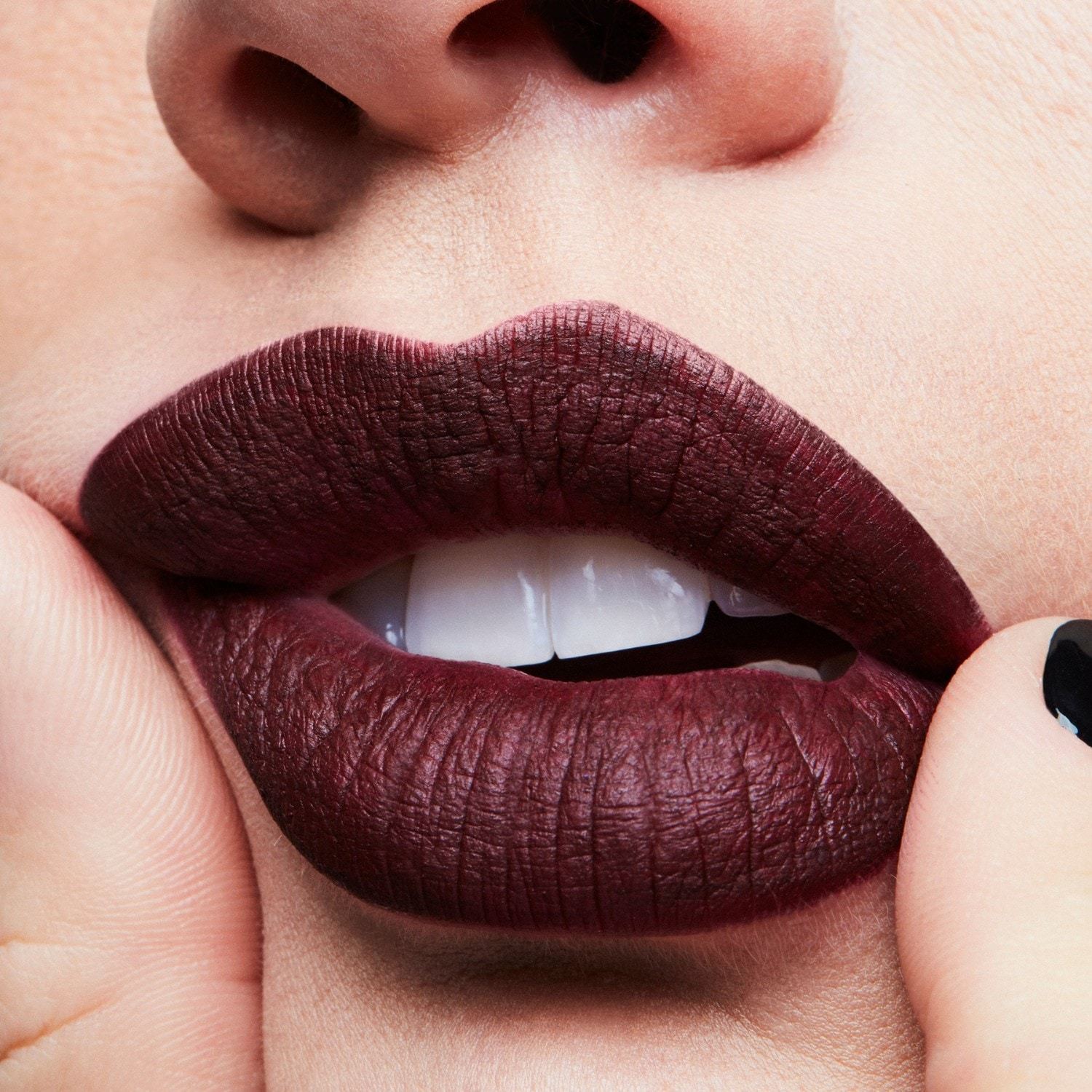 MAC Lippenstift Iepazīstieties ar savu matēto Retro matēto šķidro lūpu krāsu - 5 ml