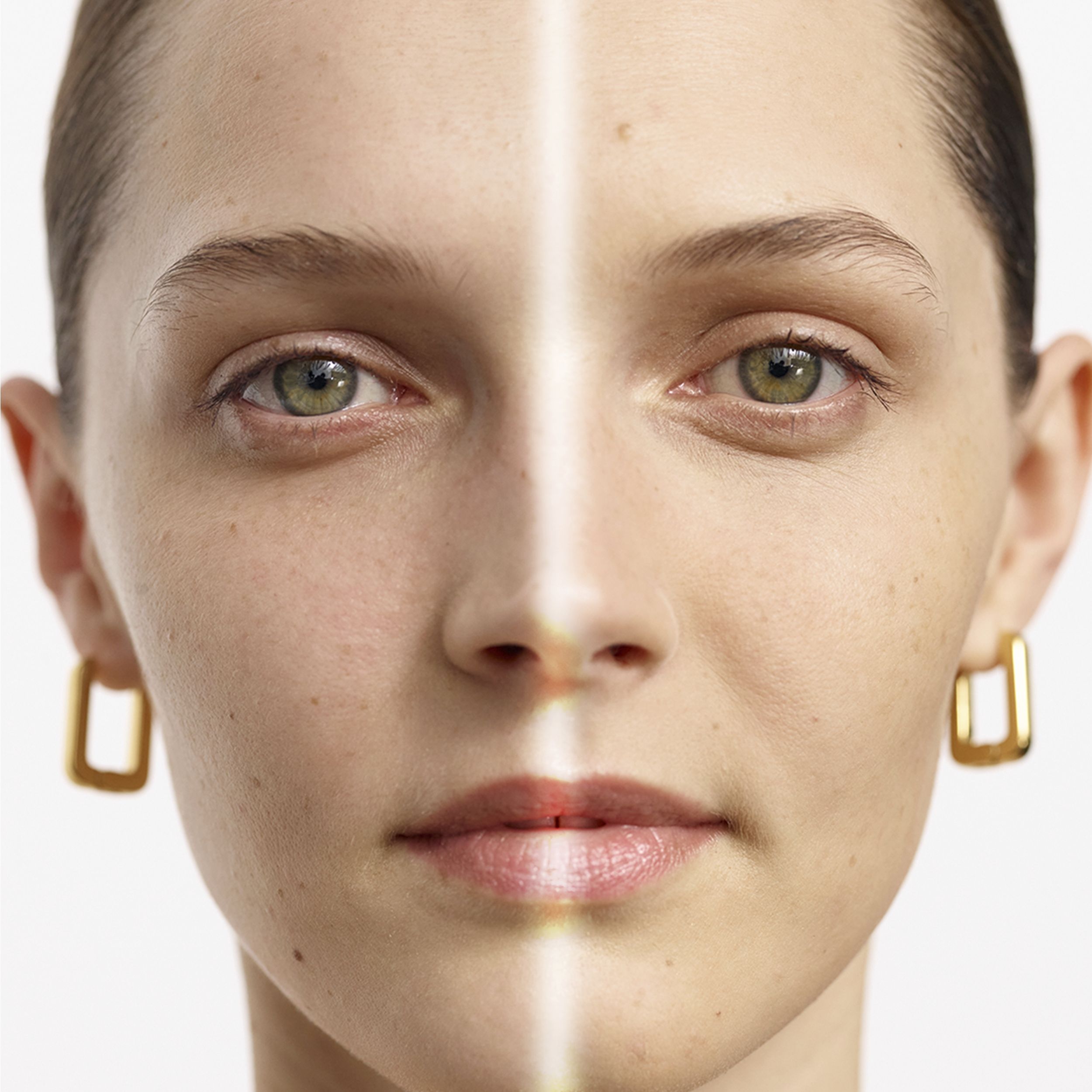 Sun Sensitive Protector Solarni tonirani matirajući fluid SPF 50 Cosmética de lujo