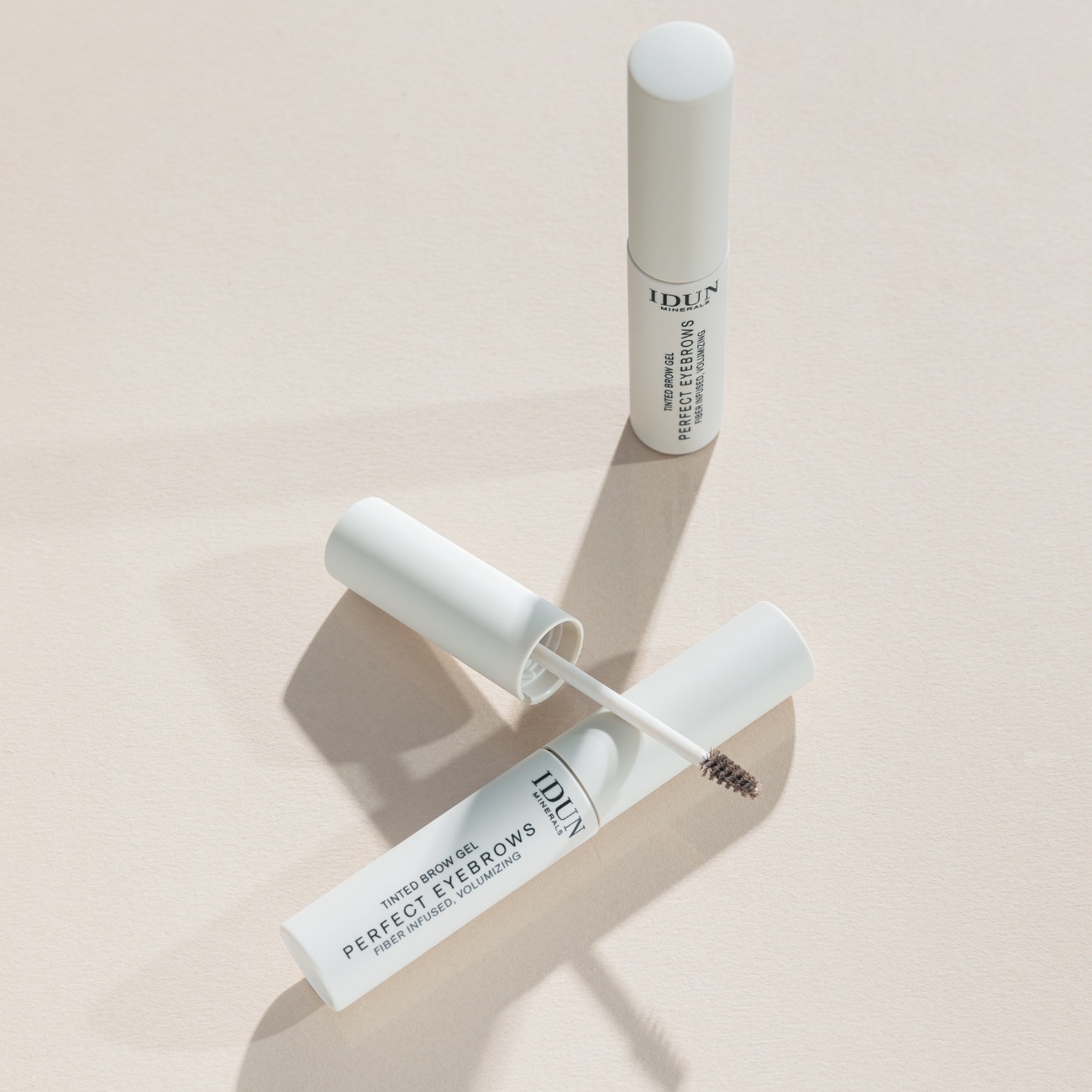 IDUN Minerals Perfect Eyebrows tonēts uzacu gels - 5,5 ml