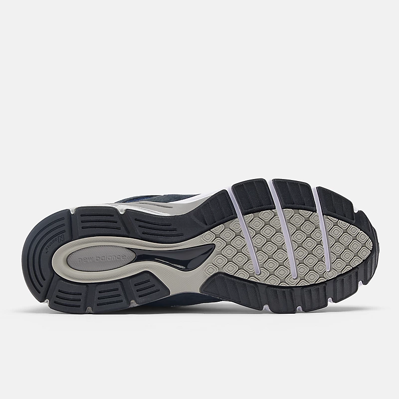 Unisex Wyprodukowano w USA 990v4 - Granatowy ze srebrem