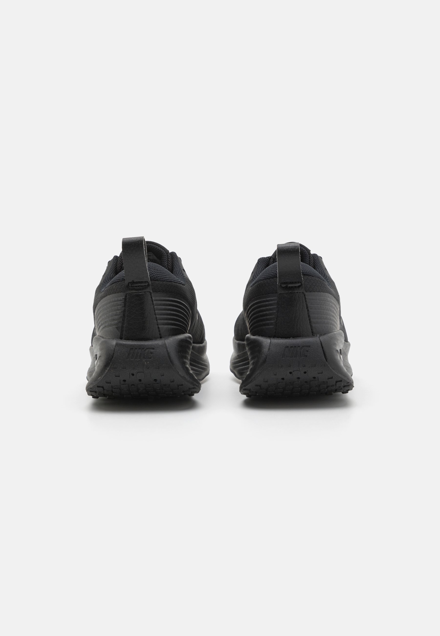 Nike Performance PROMINA - Scarpe da passeggio - nero/fumo scuro/grigio