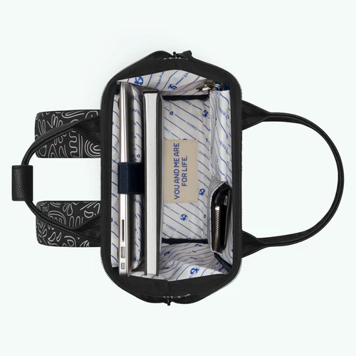 Cabaia Adventurer Kleiner Rucksack Amiens schwarz