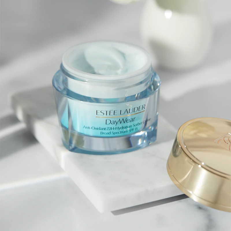 Estée Lauder DayWear Anti-Oxidant 72H-Hydration Sorbet Creme, een lichte crème-gel voor de normale en gecombineerde huid.