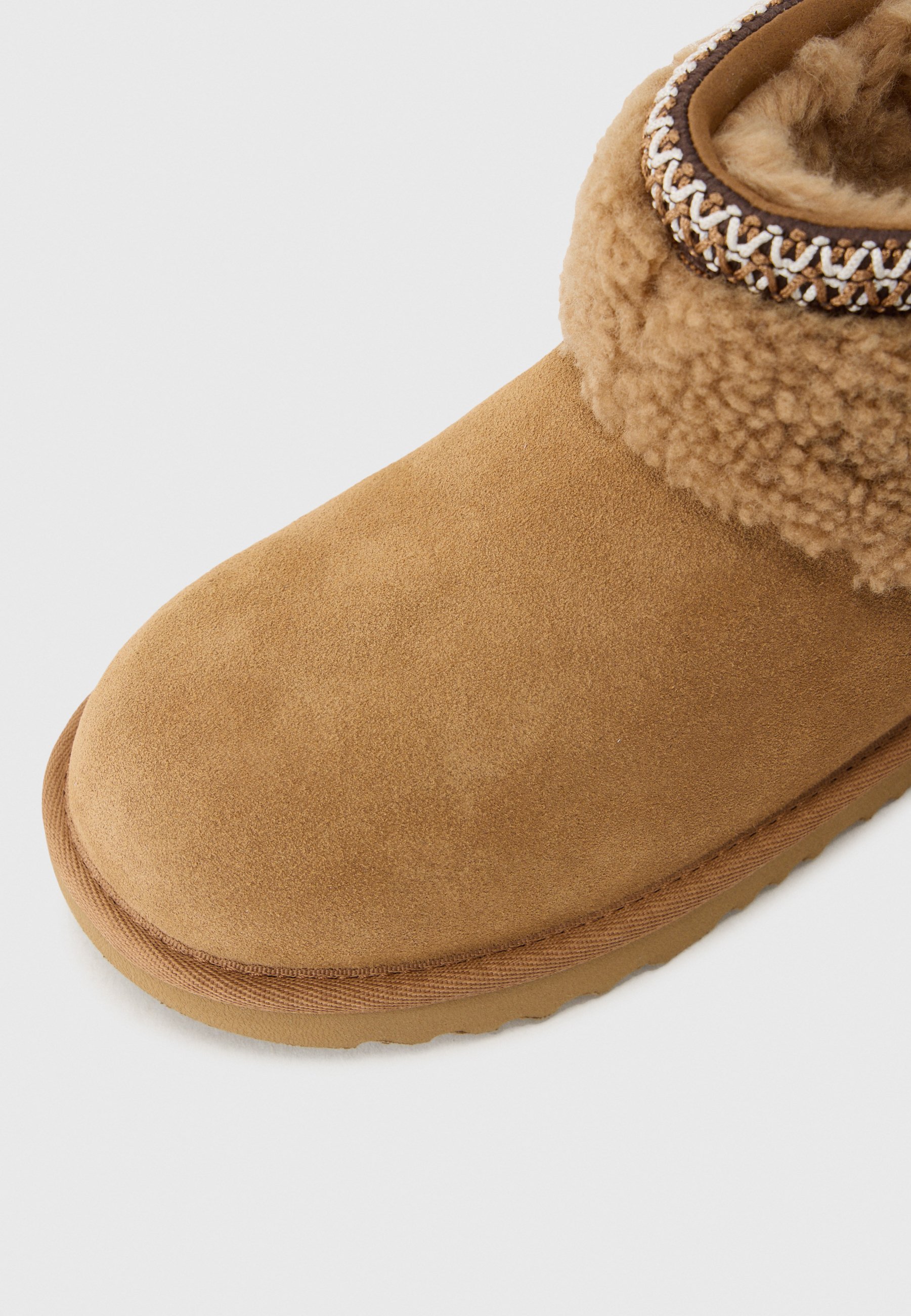 UGG CLASSIC ULTRA MINI UNISEX - Winterlaarzen - kastanjebruin