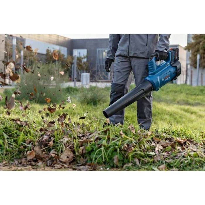Bosch Professional 18V Souffleur GBL 18V-750 (780 m³/h, vitesse d’air jusqu’à 198 km/h, variateur de vitesse) sans batterie