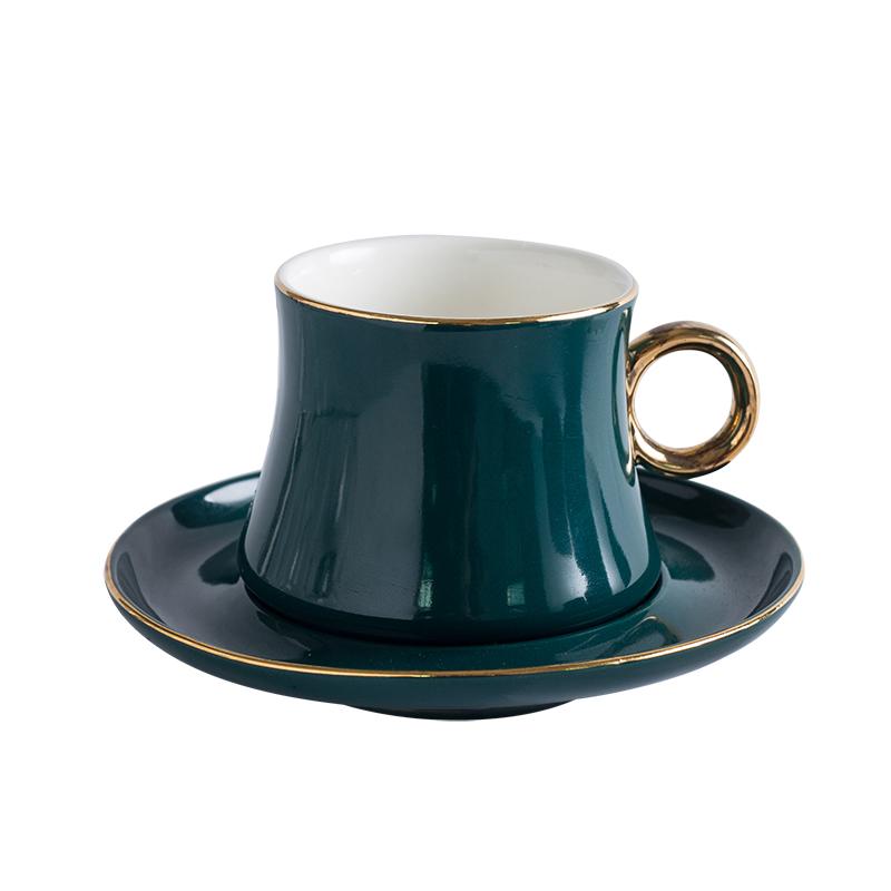 Kreative Porzellan-Kaffeetasse mit Henkel, moderne Büro-Teetassen, europäische hochwertige Keramik, Copo Com Canudo Tasse und Untertasse OO50BD