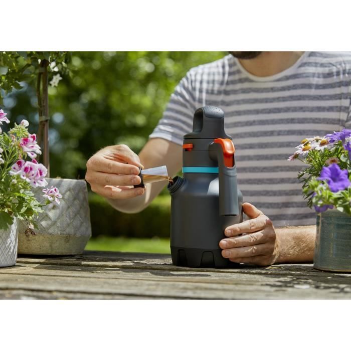 Pulvérisateur à pression GARDENA - Capacité 1.25L - Utilisation 360° - Indicateur de niveau intégré