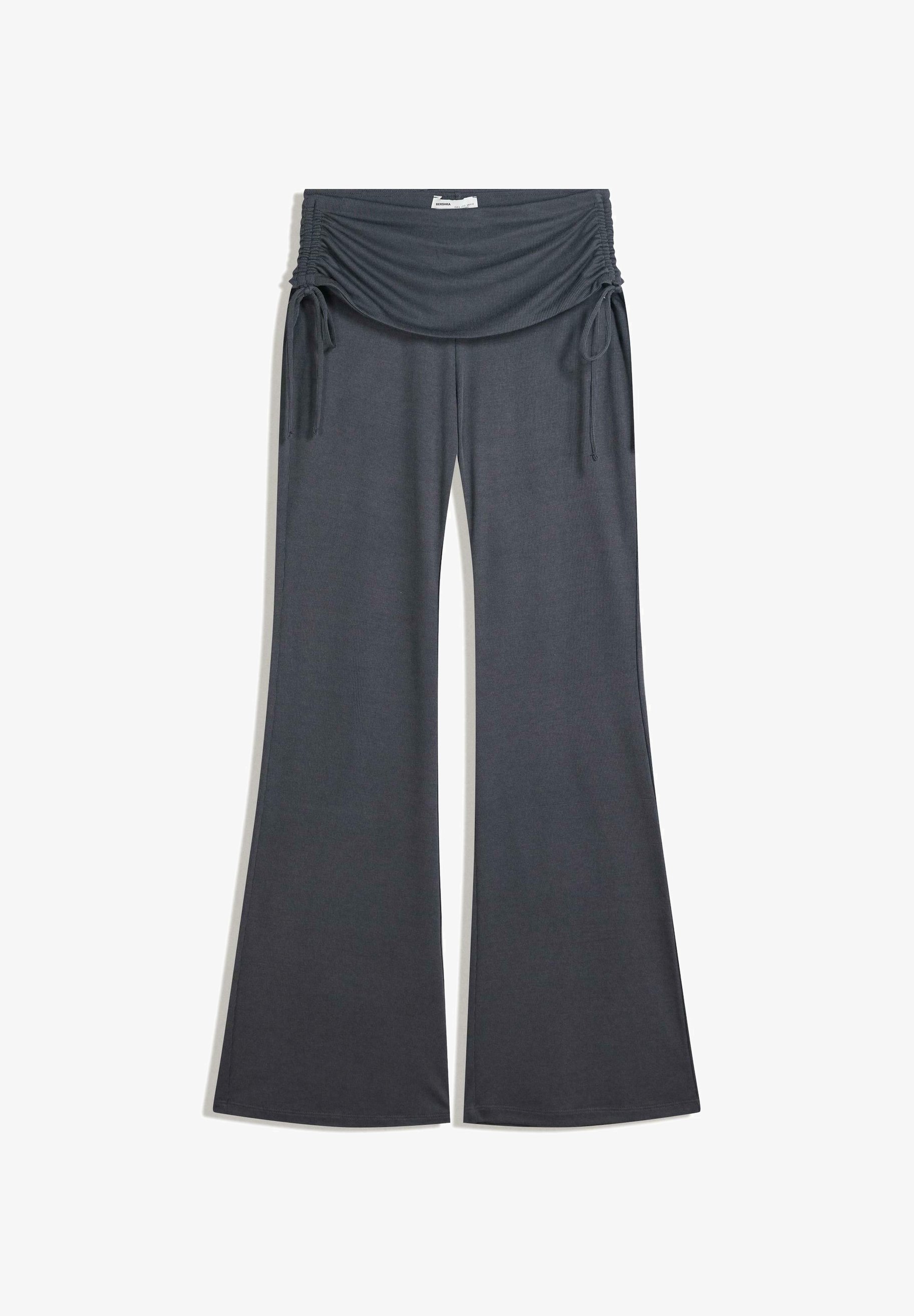 Bershka FLOWING FLARED WITH TIE - Nadrág - kékes-szürke