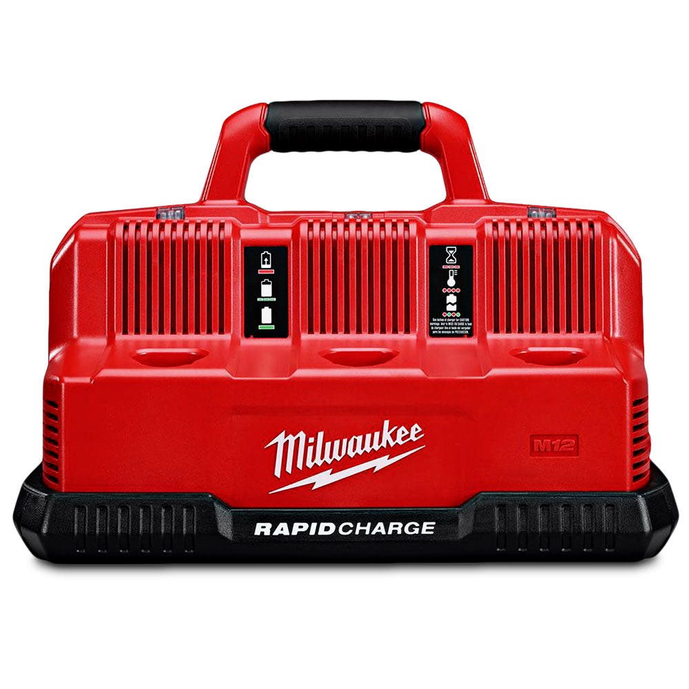 MILWAUKEE 12V/18V 3-paikkainen akkulaturi samanaikaisella latauksella M12-18C3