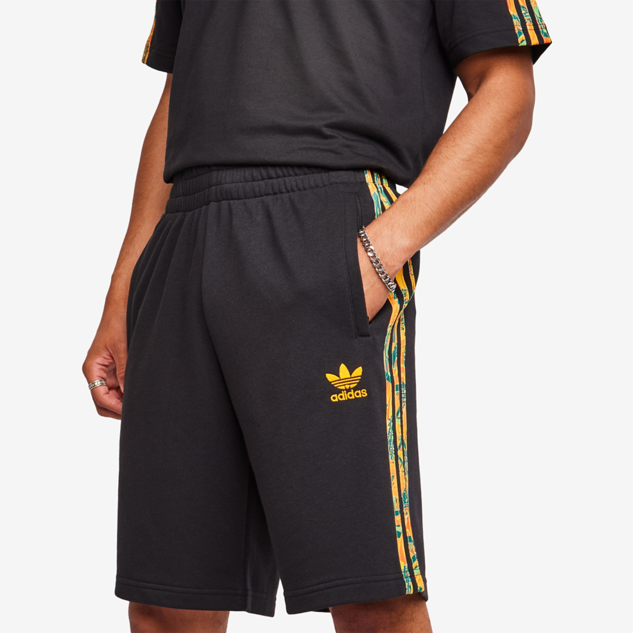 adidas Sommar Trefoils