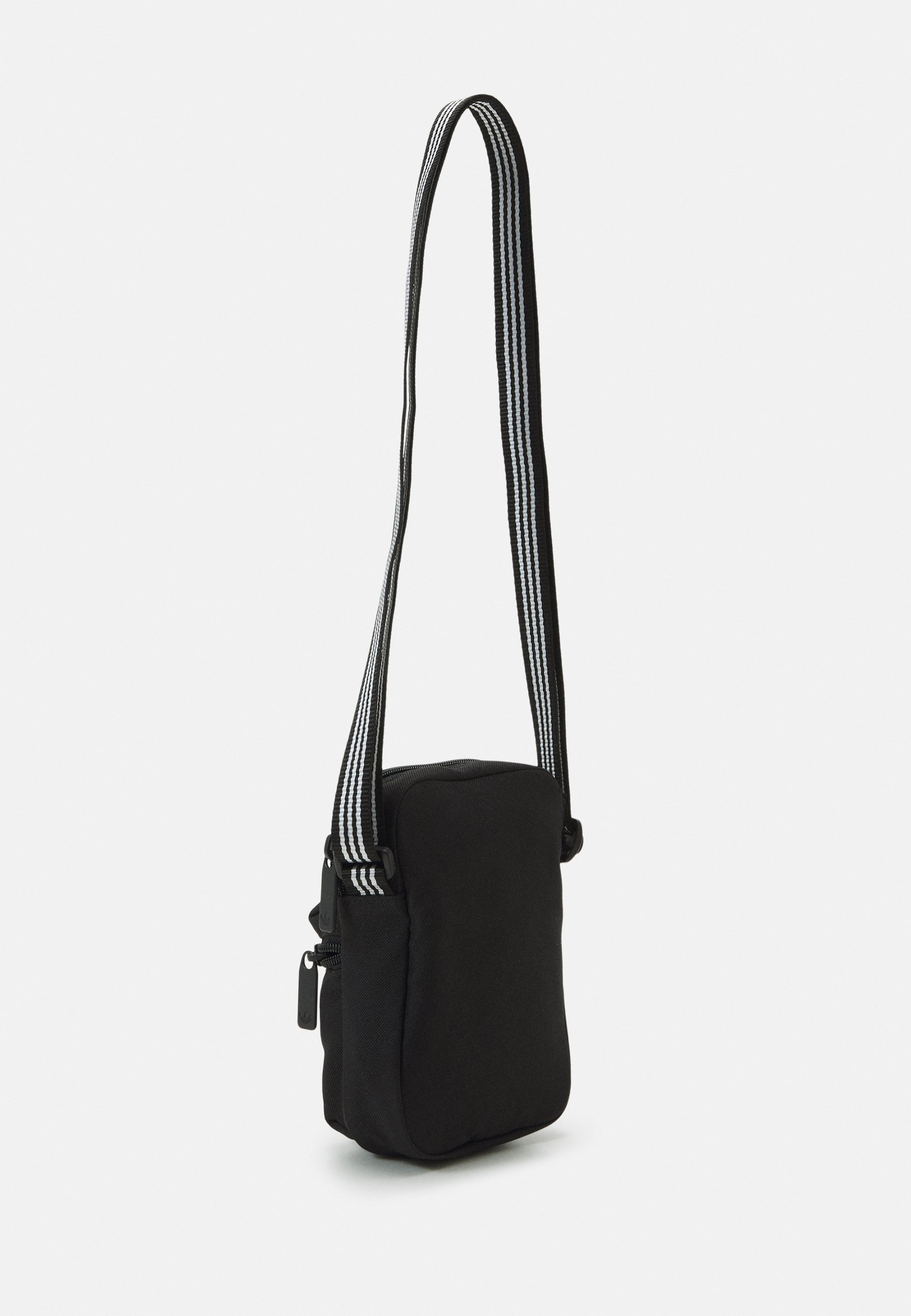 adidas Originals schouder- en crossbodytassen