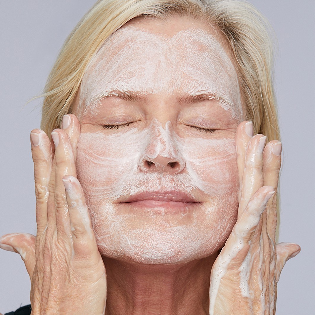 Mario Badescu sejas tīrīšanas putas ar glikolskābes putām, ceļojumu izmērs - 59 ml