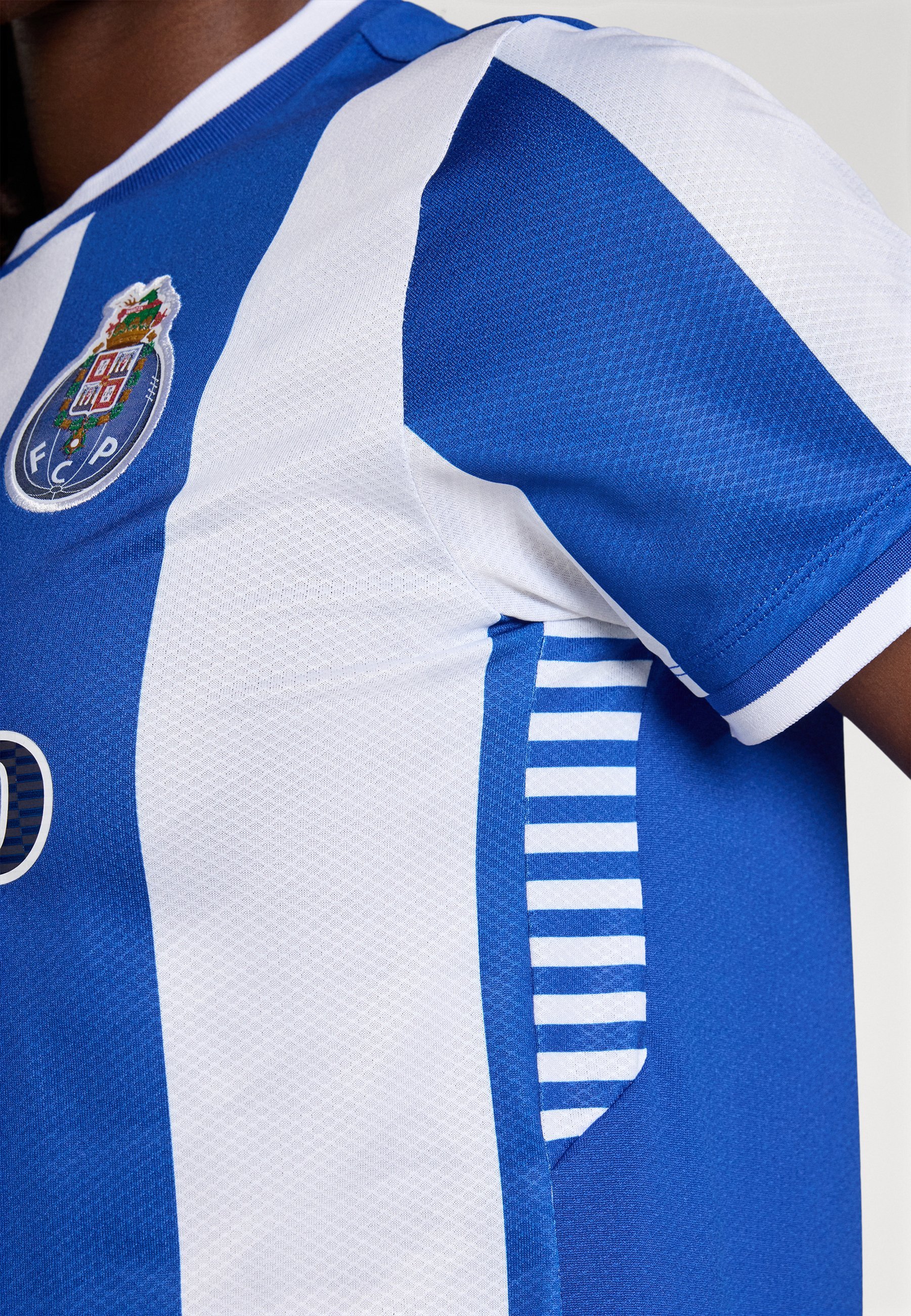 New Balance FC PORTO HOME ŽENSKA MAJICA KRATKIH RUKAVOVA - Klubska odjeća - za dom
