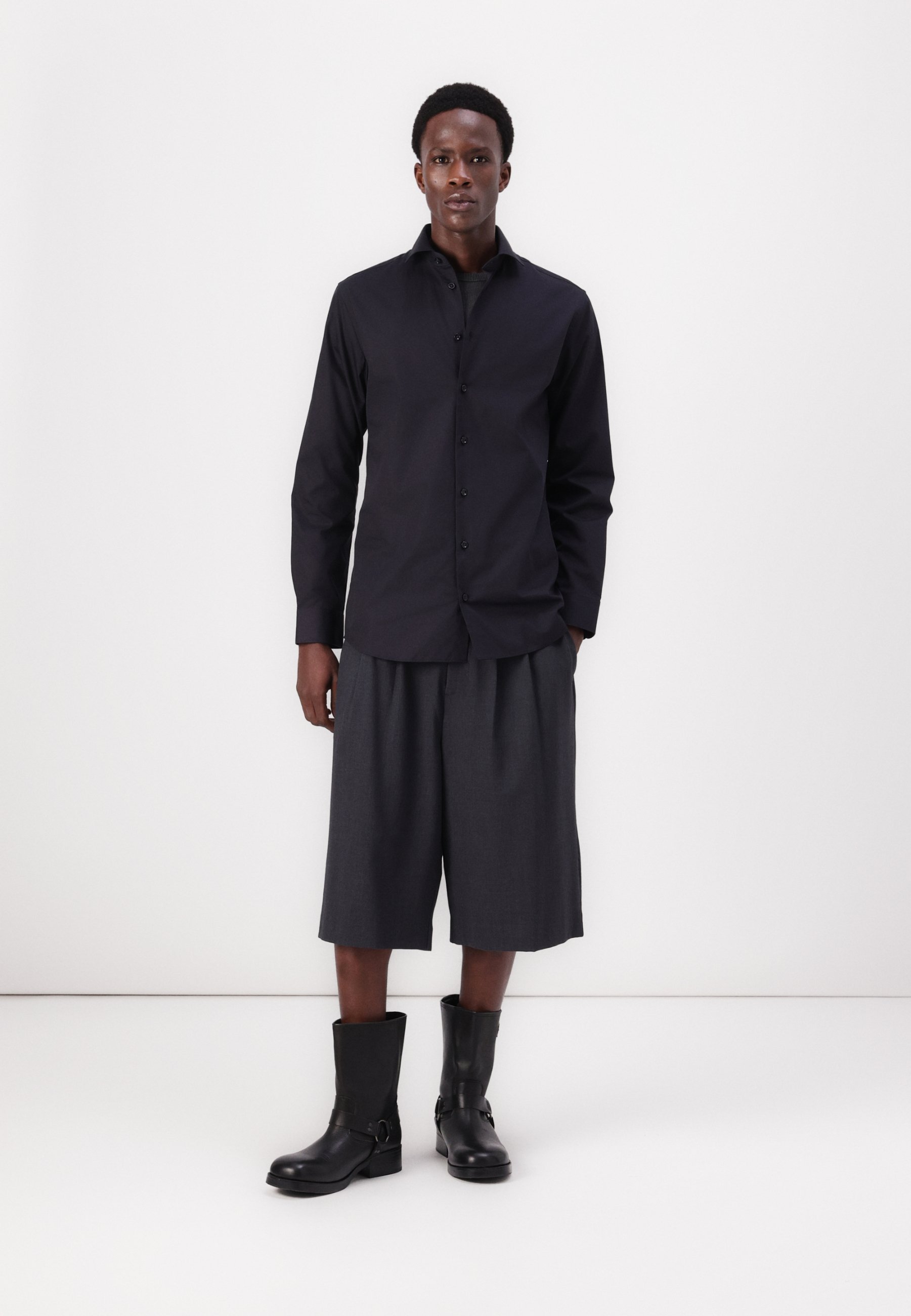 Selected Homme SLHSLIMETHAN SHIRT CUT AWAY - Shirt - zwart