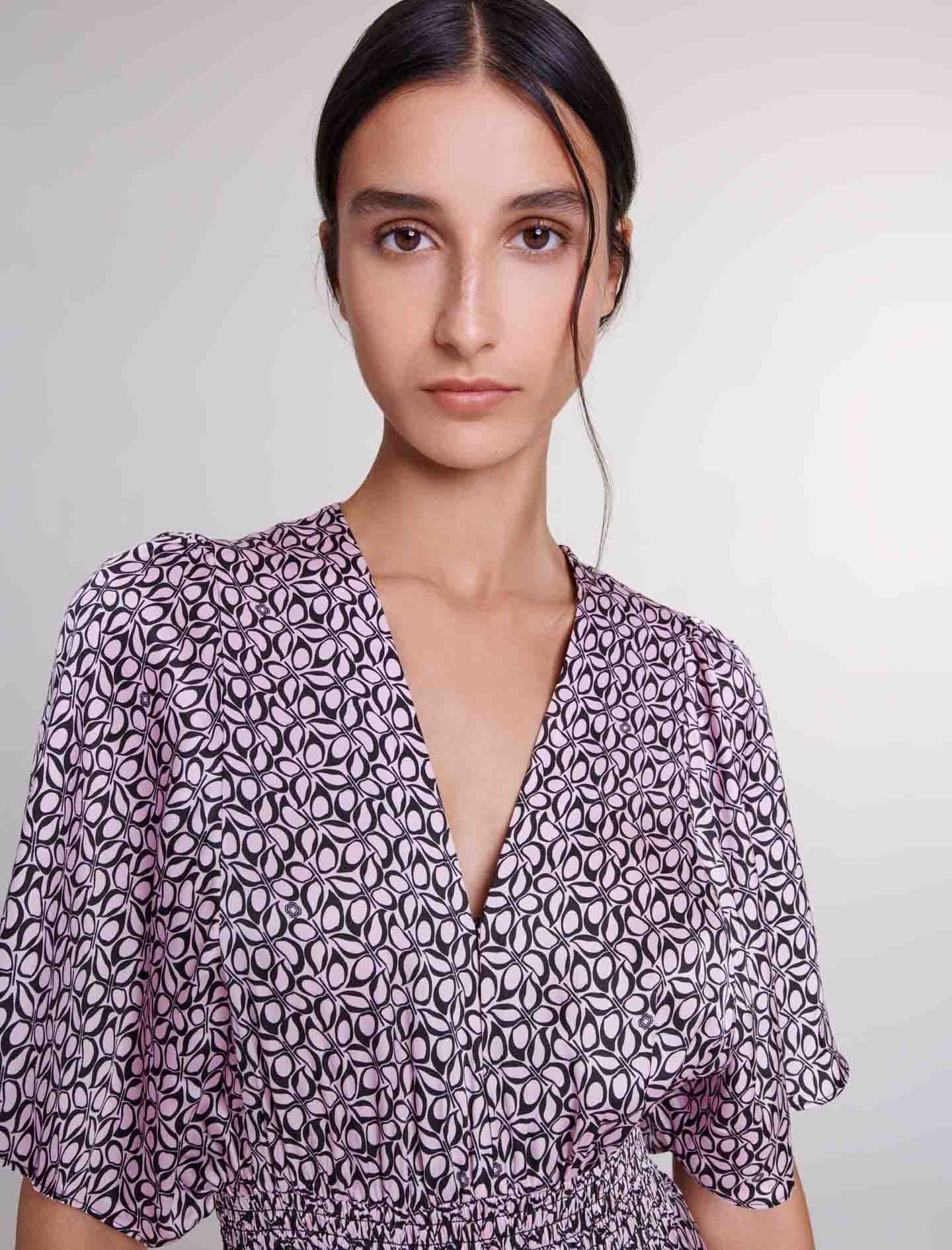 Rochie lungă din satin cu imprimeu - Imprimeu fluturi roz/negru