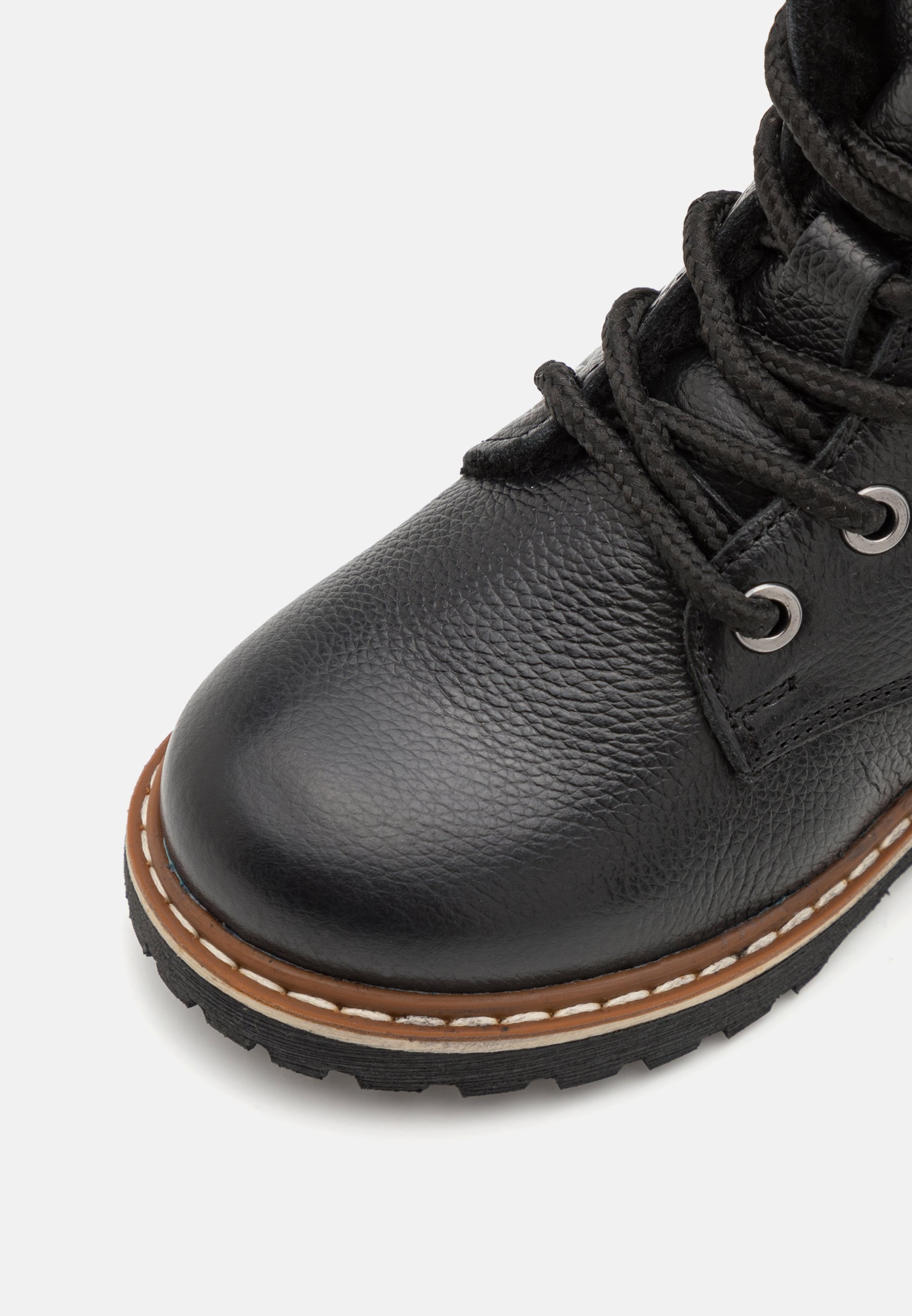 Friboo odiniai žieminiai batai - juodi