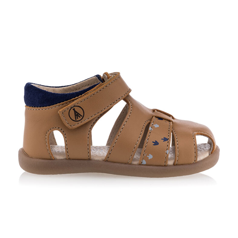 Brune sandaler/sko med åpen tå til babygutt