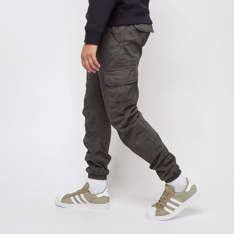 Pantalones deportivos cargo