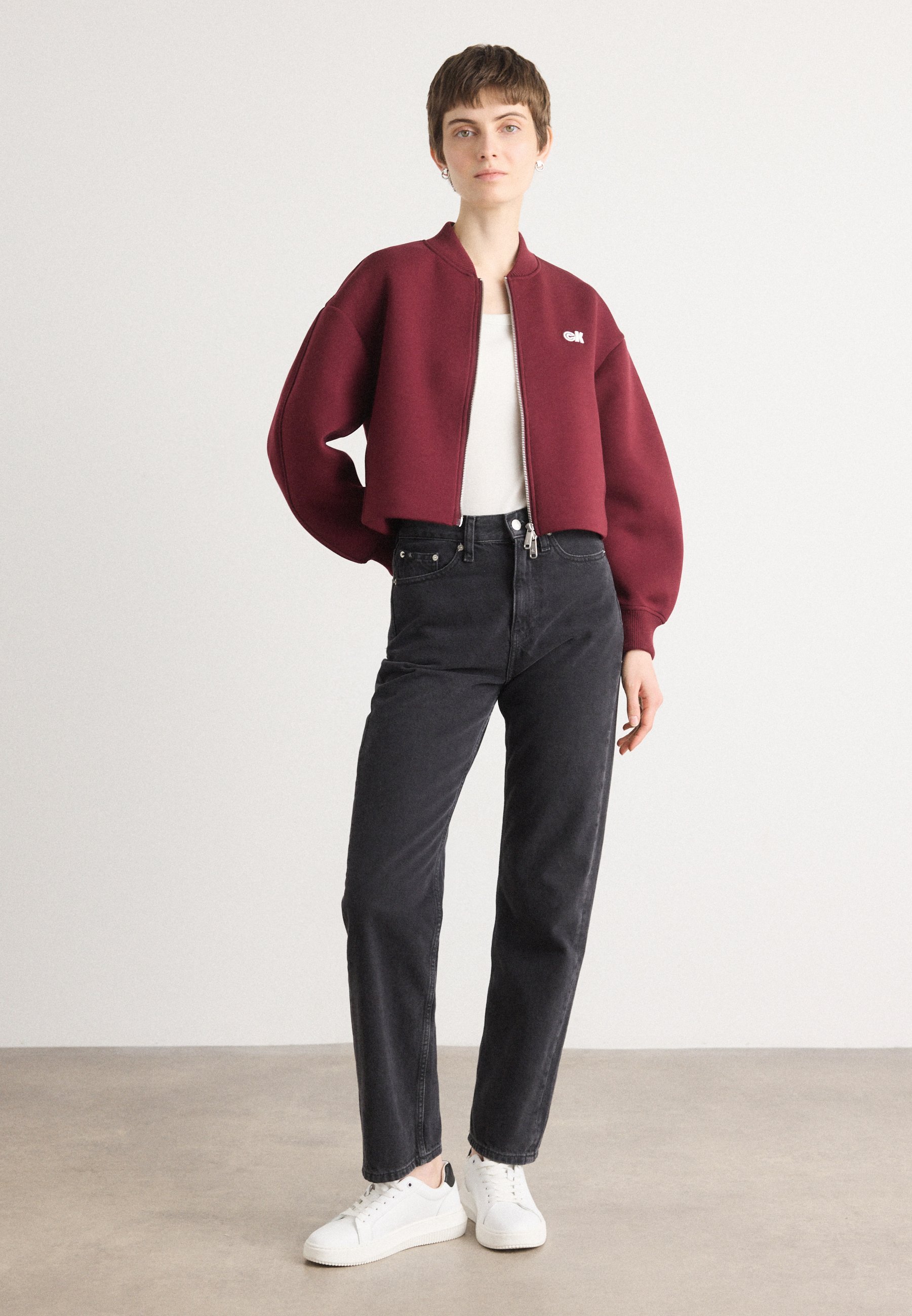 Sweat-shirt zippé Calvin Klein Jeans - rouge foncé