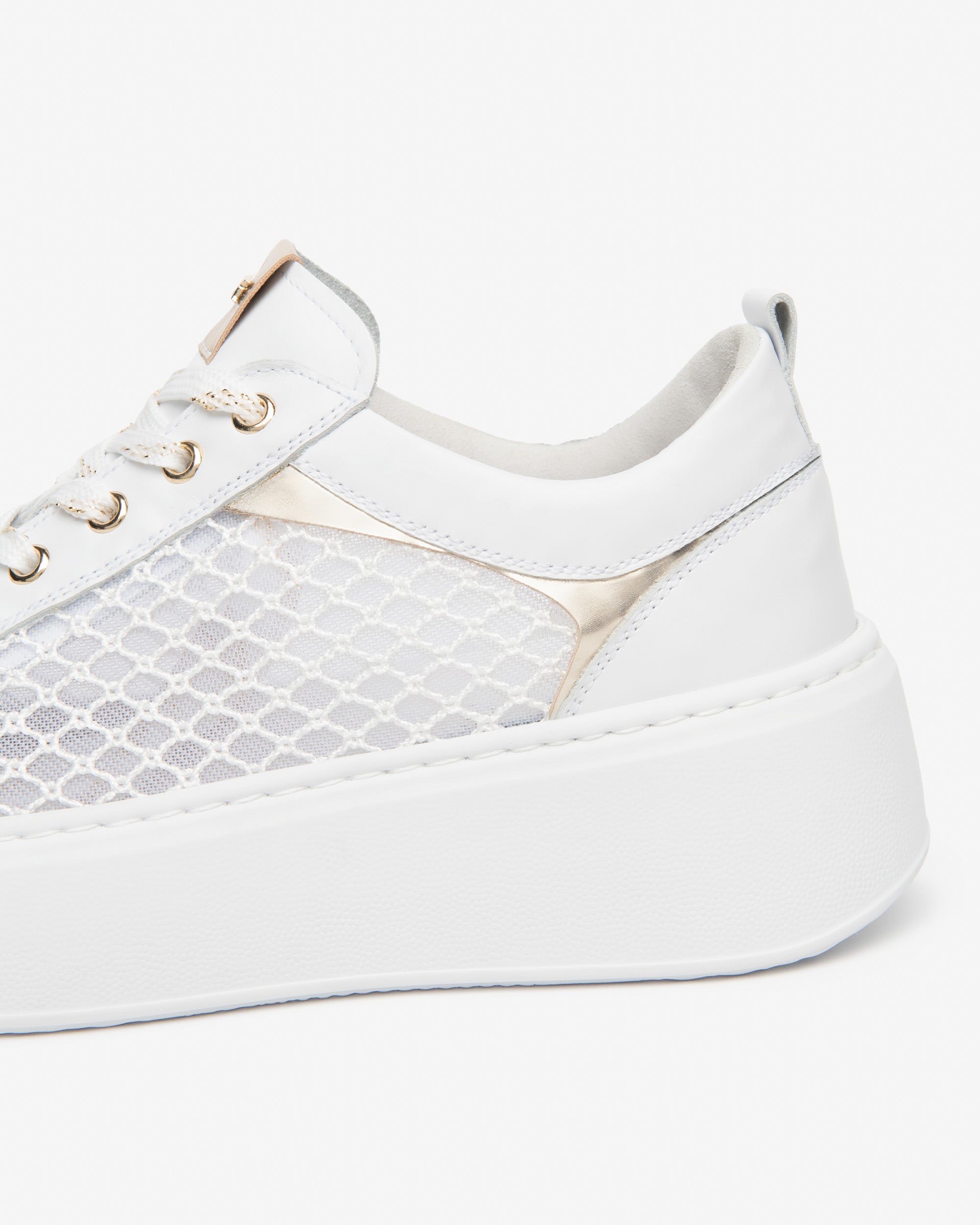 Damen-Sneaker aus Leder, Canvas und technischen Materialien