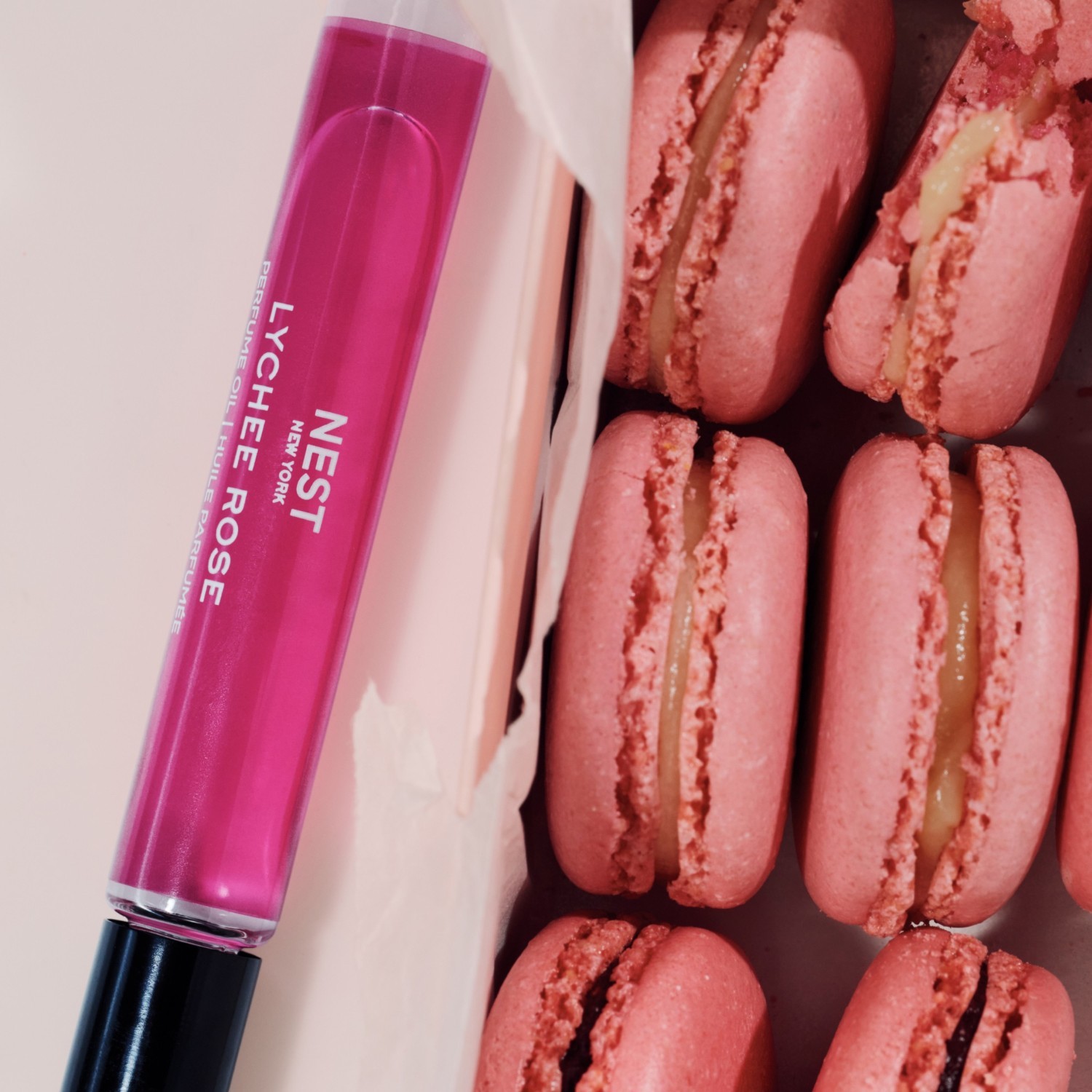 NEST NEW YORK kvepalų rutulinis rutulinis dezodorantas „Lychee Rose“ – 6 ml