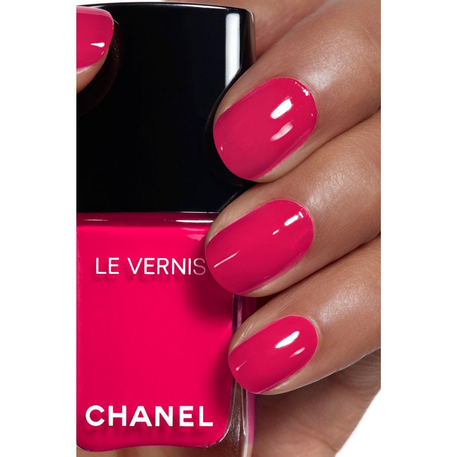 CHANEL nagų lakas LE VERNIS ILGAI IŠLIEKANTI SPALVA IR BLYKSĖJIMAS - 13 ml
