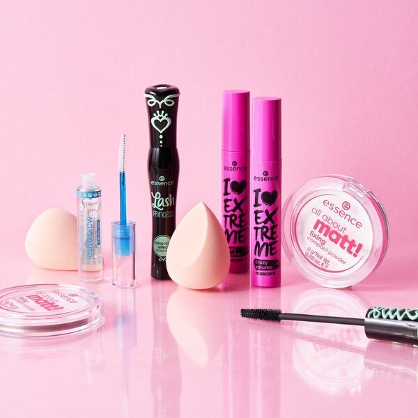 Essence Lash Princess False Lash Effect melna skropstu tuša<br>