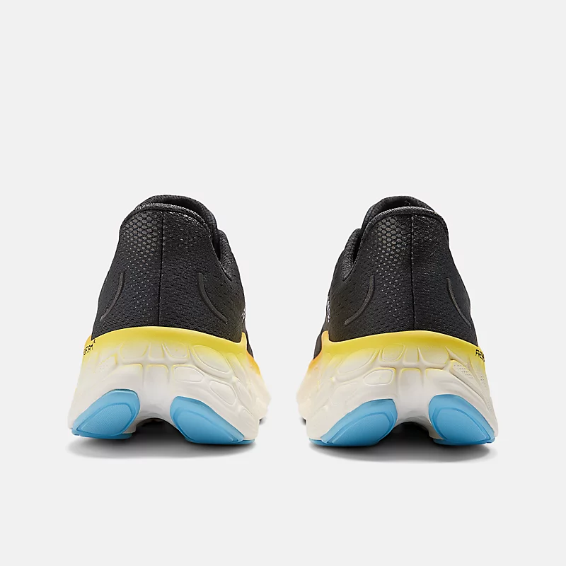 Fresh Foam X More v4 masculino – Preto com detalhes em Azul Marinho e Limão Gengibre