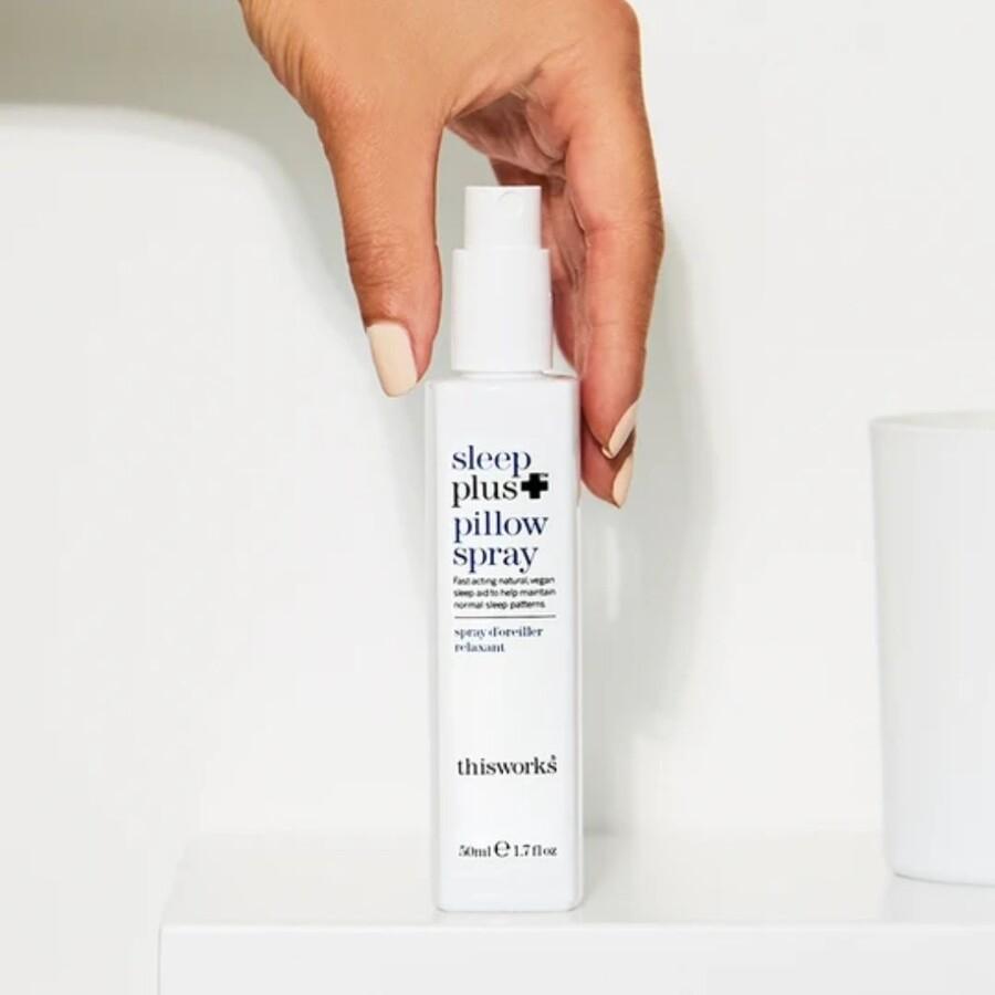 This Works sprej za jastuke Sleep Plus sprej za jastuke - 50 ml