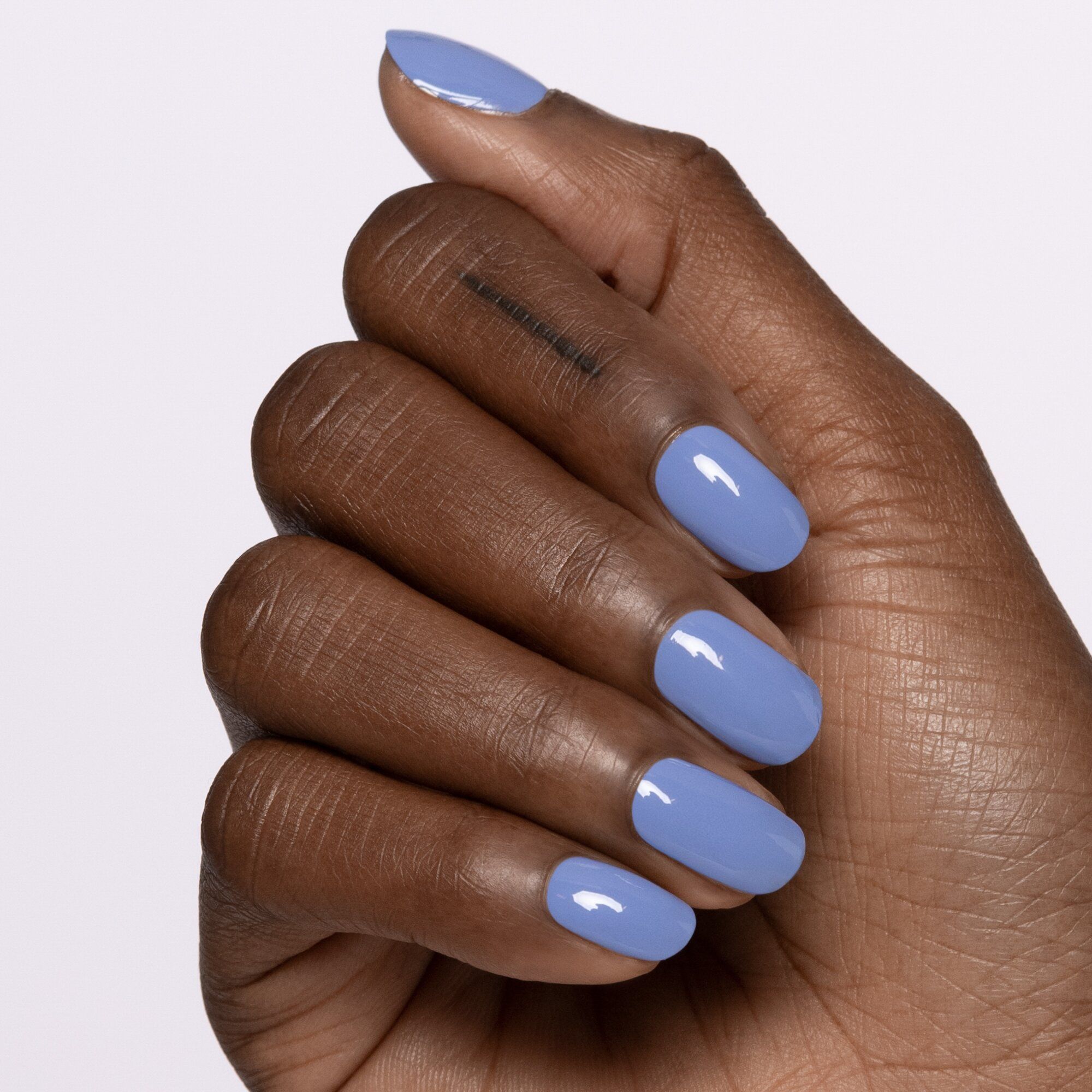 Gel laki za nohte v barvi Laki za nohte