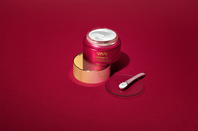 Arval Antimacula Creme Protetor Facial e para Pescoço Urban Defense FPS 50 contra manchas.