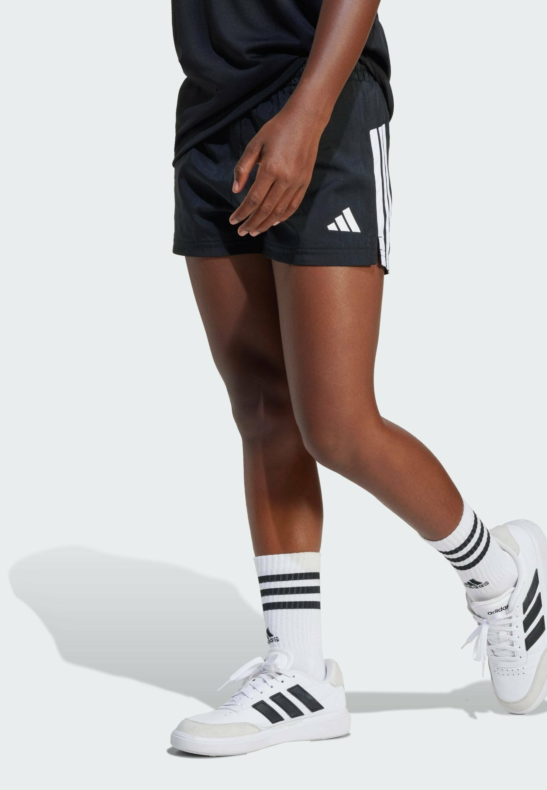 adidas Sportswear ESSENTIALS 3-STRIPES KIDS - Sportshorts - zwart wit