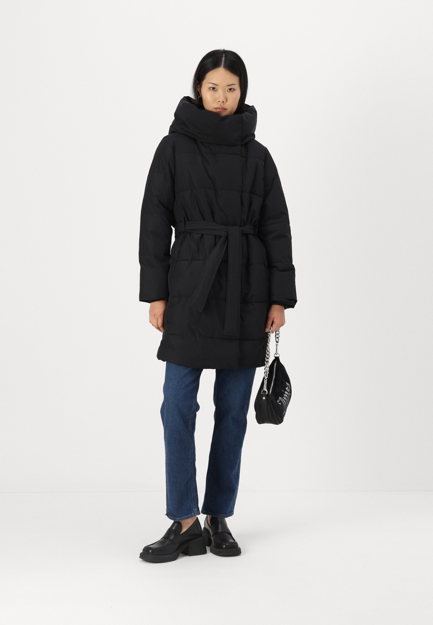 Jaqueta Vero Moda VMLEONIEKATE - Casaco de inverno - preta