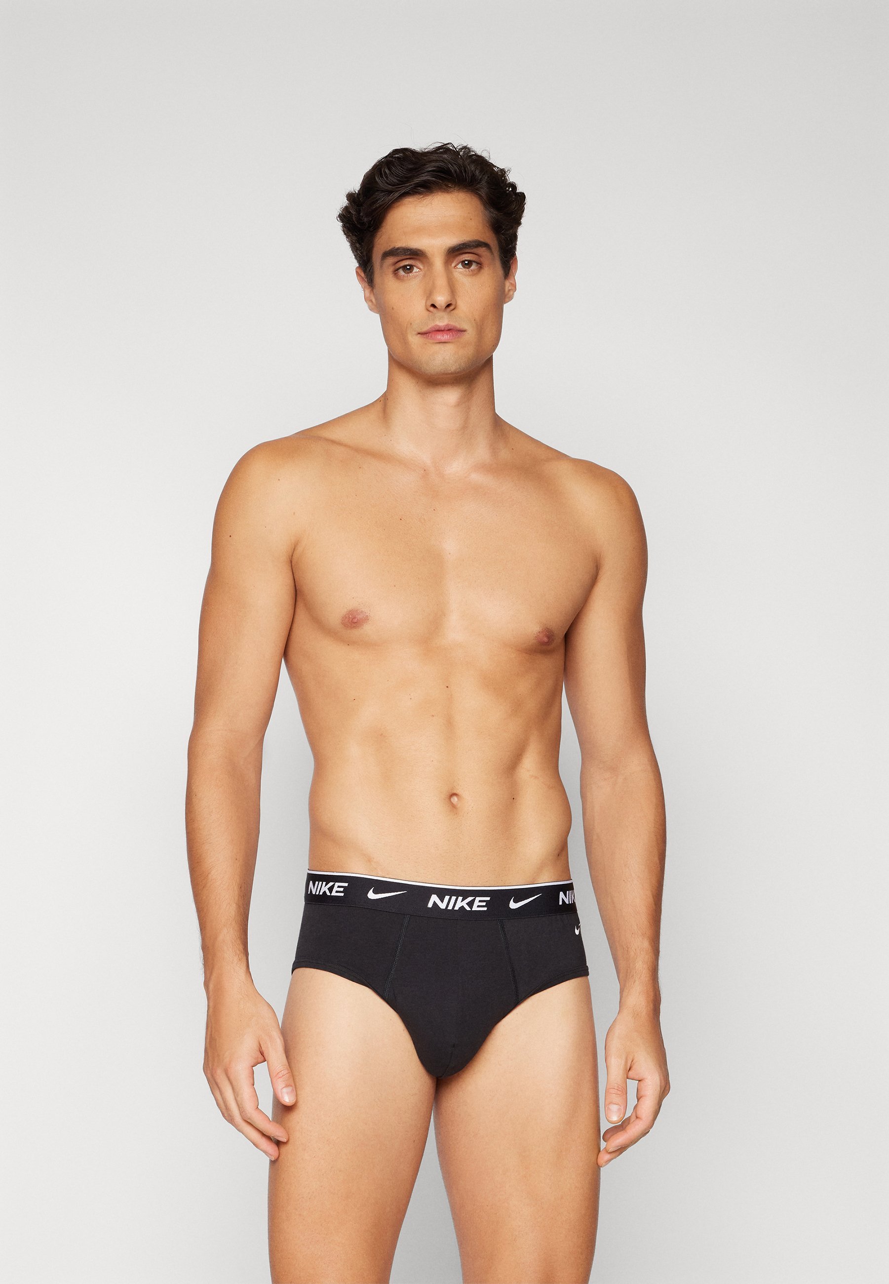 Slip Nike, confezione da 3 - neri
