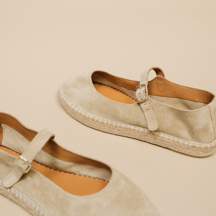 Espadrilles à bouts ronds  en croute beige
