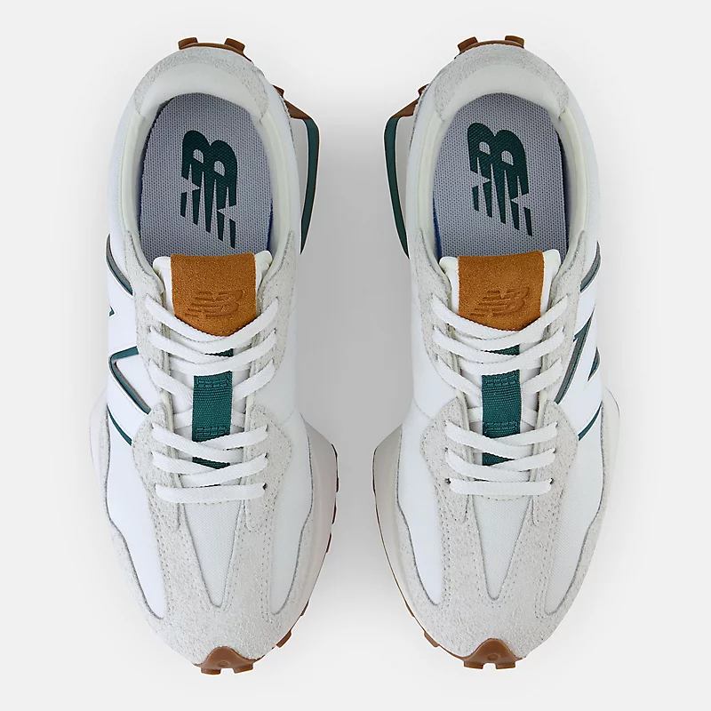 Damesmodel 327 - Reflectie met een vintage turquoise tint