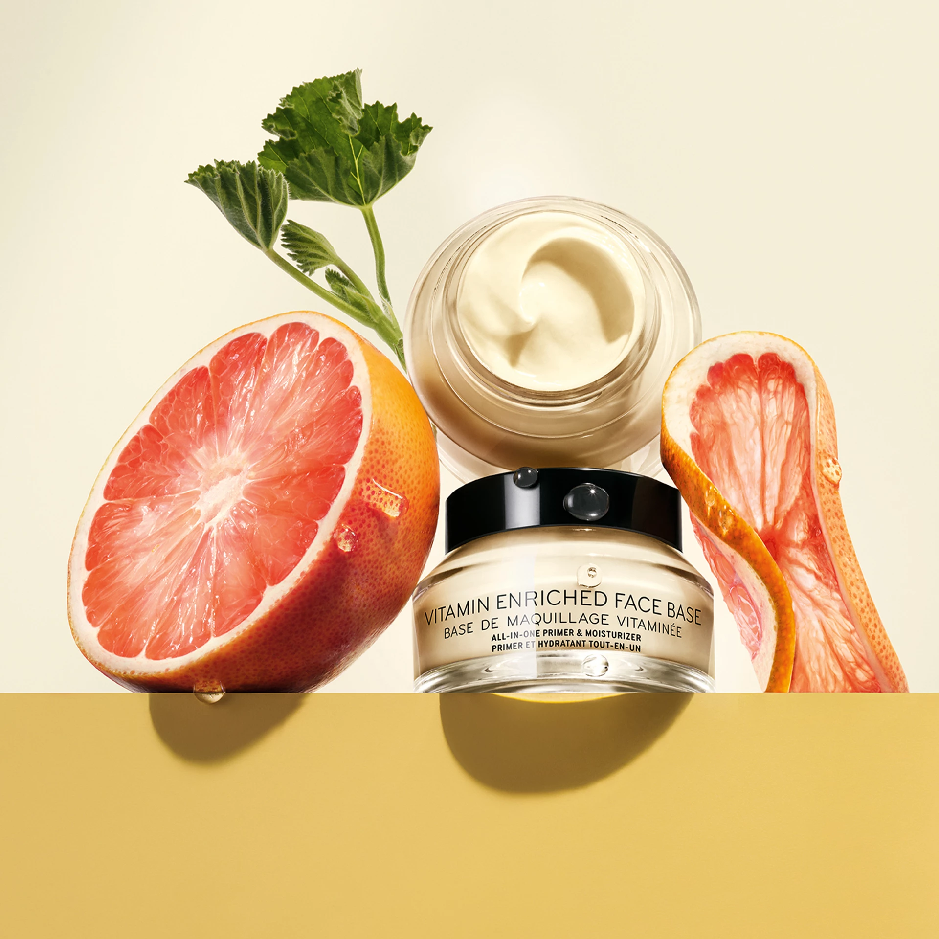 Vitaminnal Dúsított Arc Alapozó Hidratáló + Primer 50 ml - Bobbi Brown