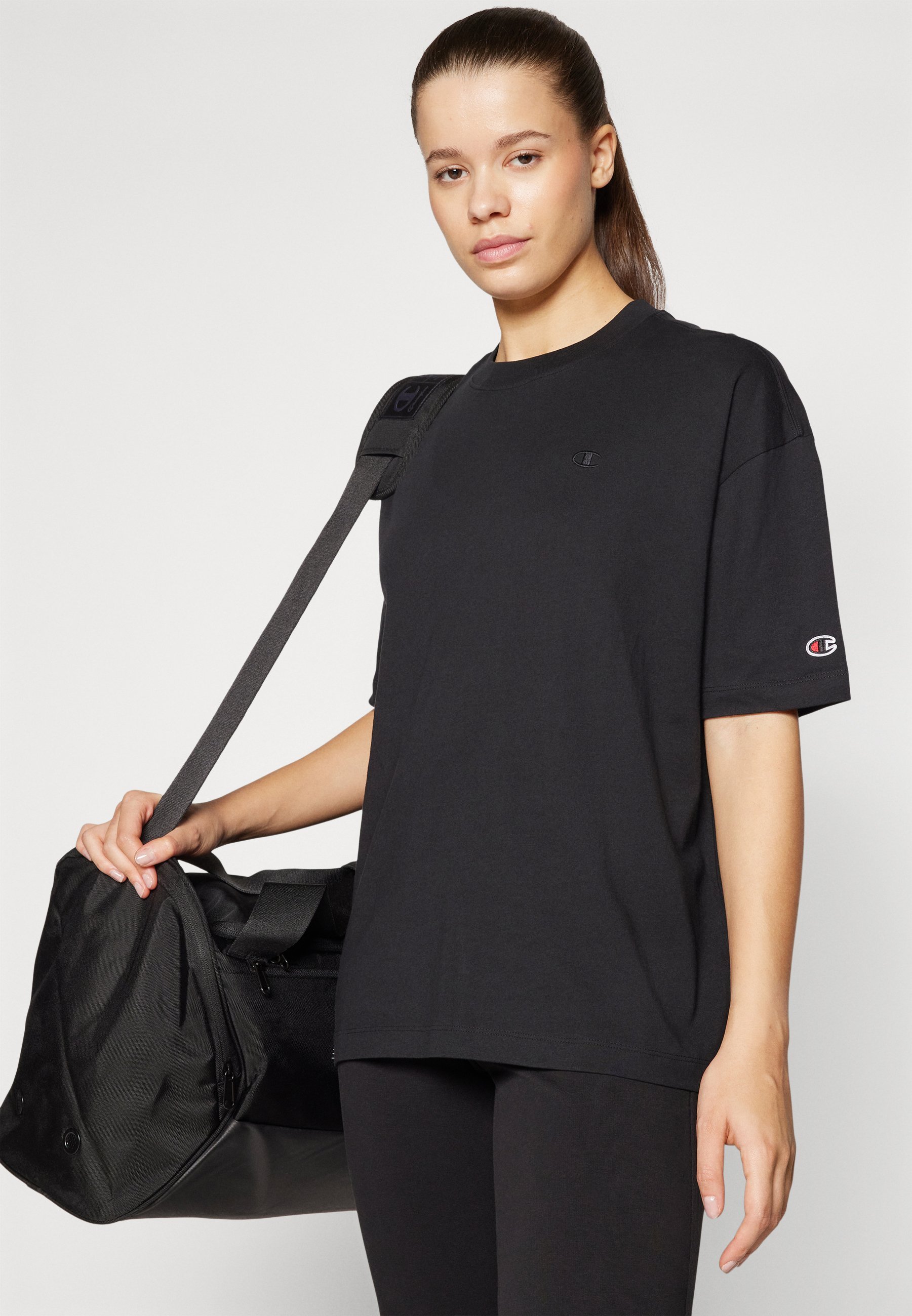 CHAMPION ICONS TONAL OVERSIZE CREWNECK - T-skjorte - black