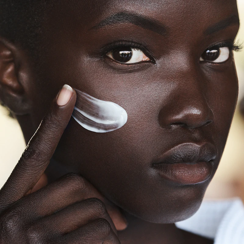 Estée Lauder DayWear Multi-Protection Anti-Oxidant 24H-Moisture Creme ochranný denní krém pro normální až smíšenou pleť