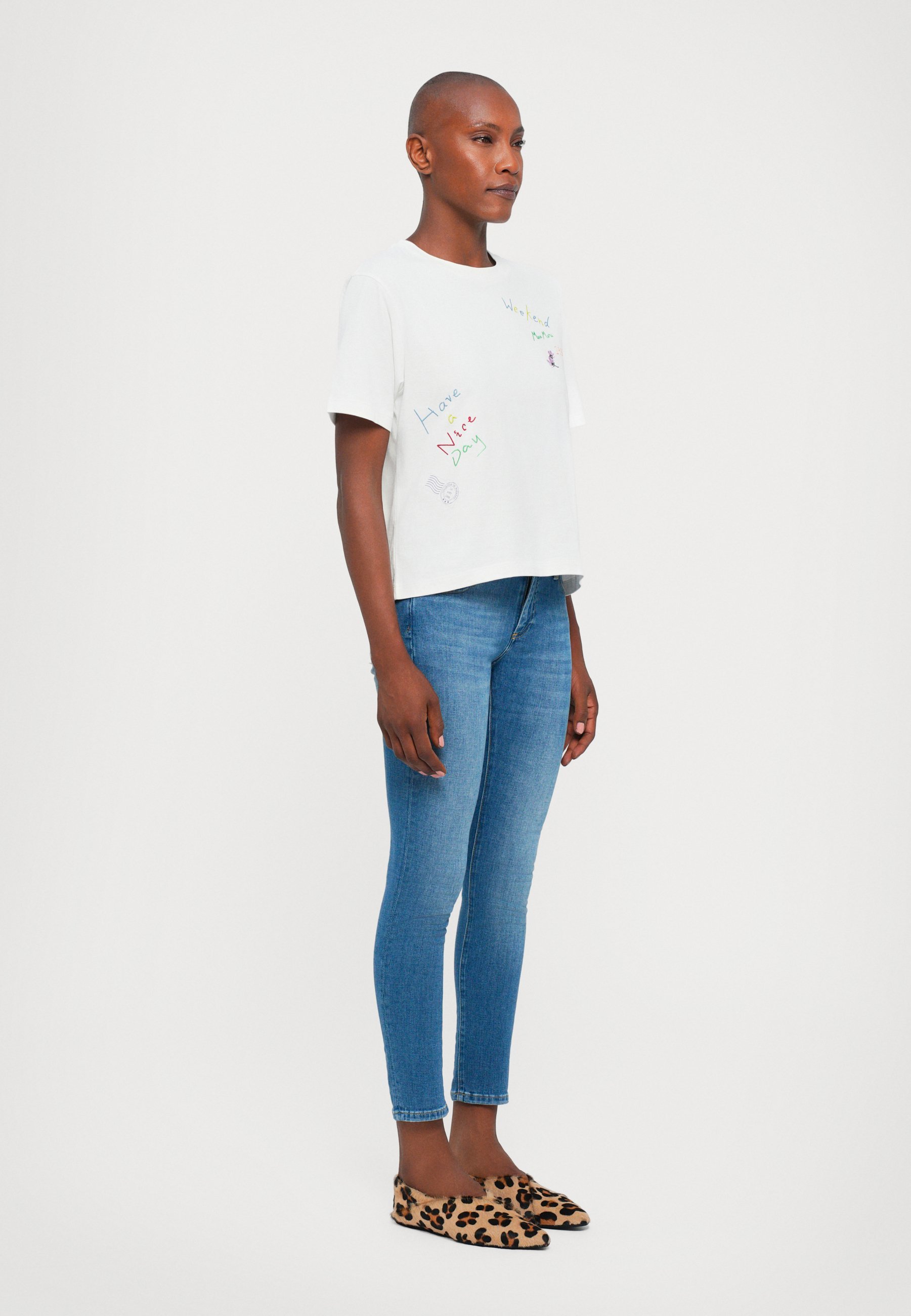 WEEKEND MaxMara ACLINE - T-shirt stampata - bianco