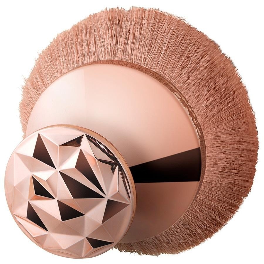 ICONIC LONDON Štetec na podkladovú bázu Pro Puff Brush - 113 g