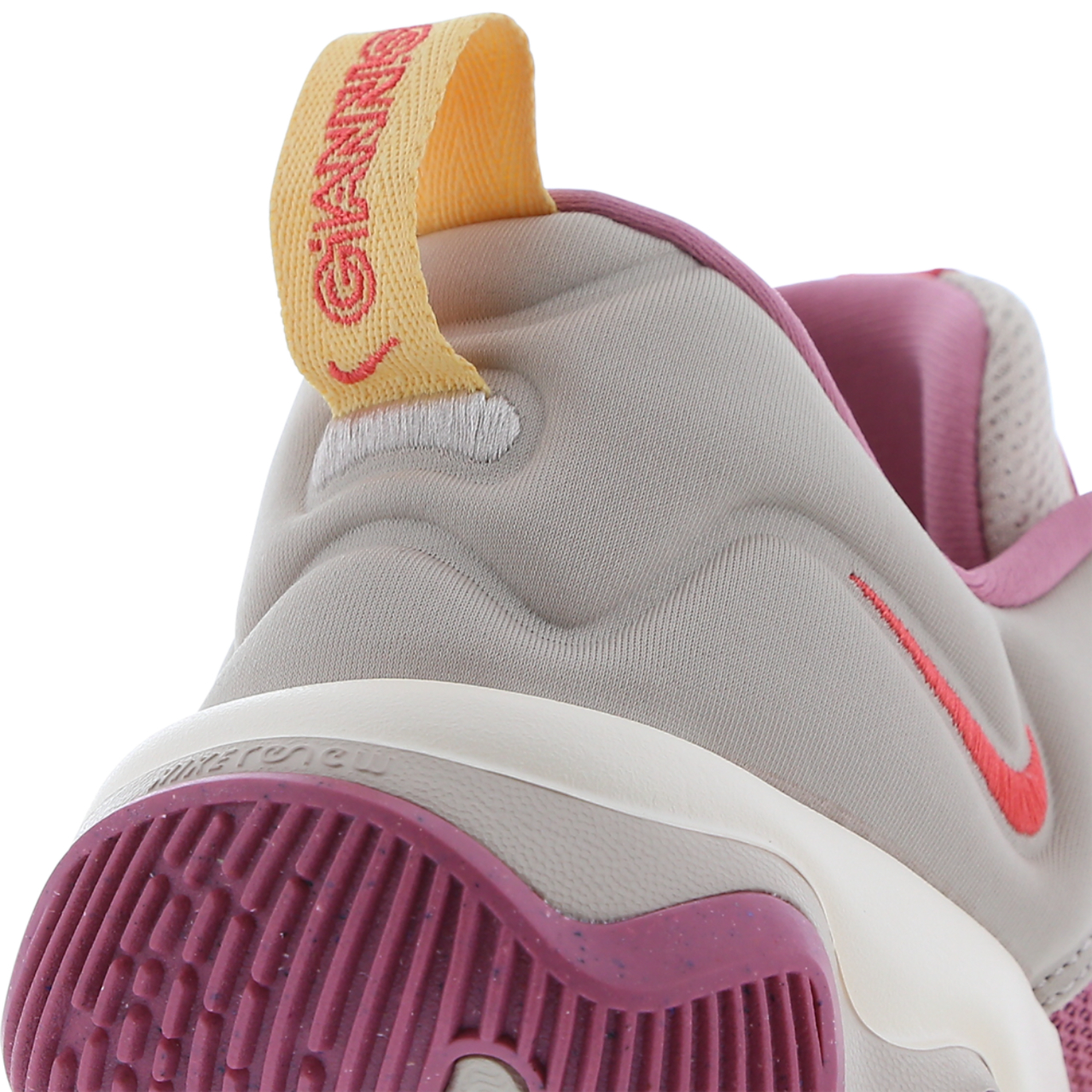 Nike Giannis Immortality 3