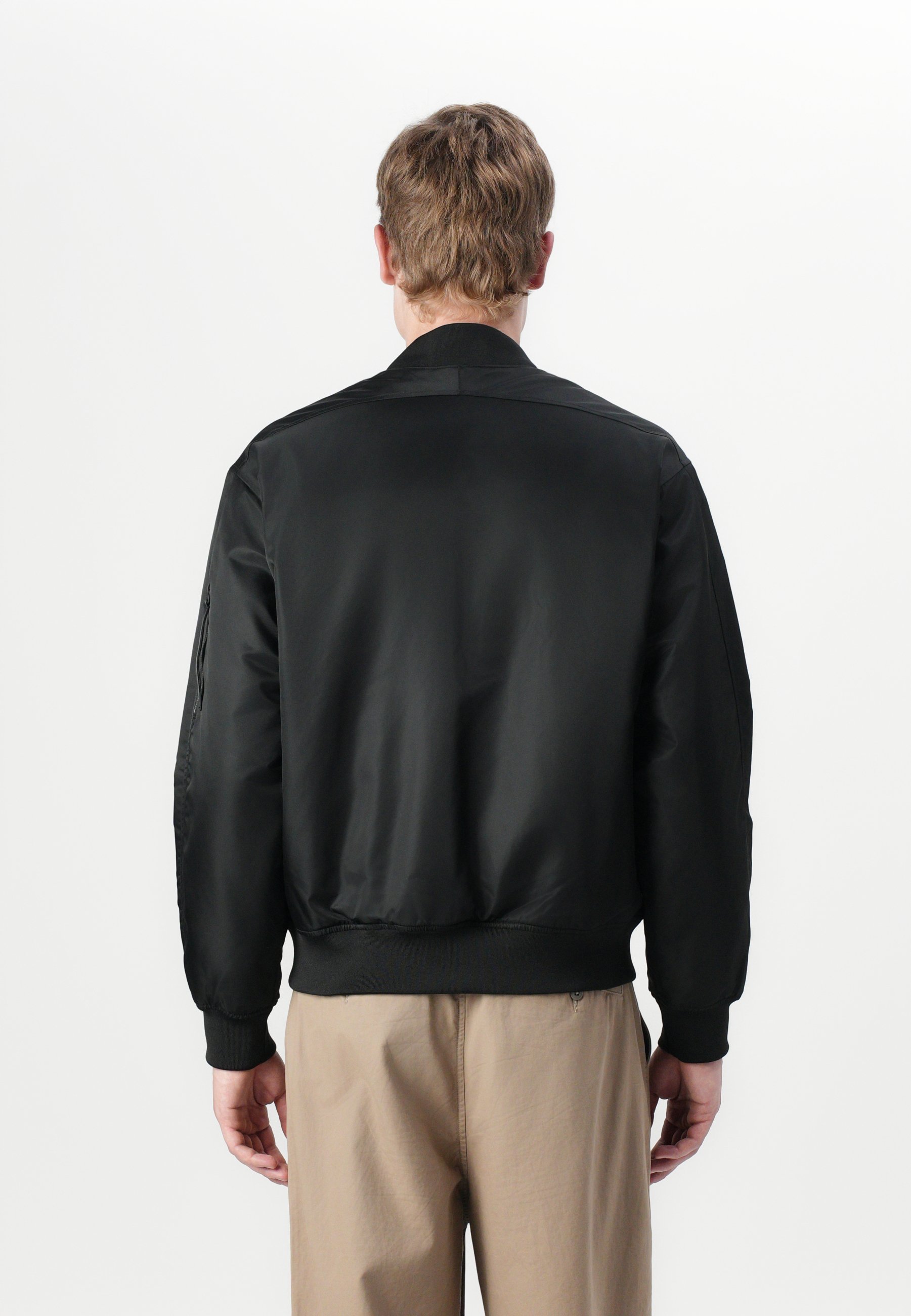 Giacca bomber Calvin Klein Jeans - nera