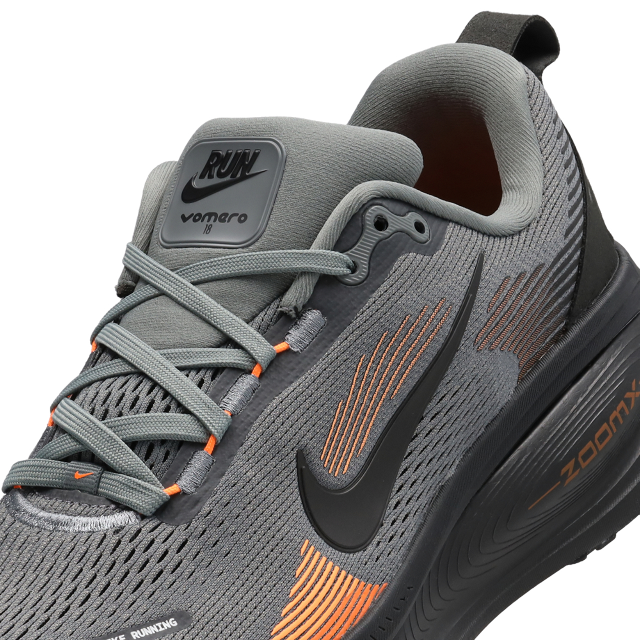 Nike Zoom Vomero 18