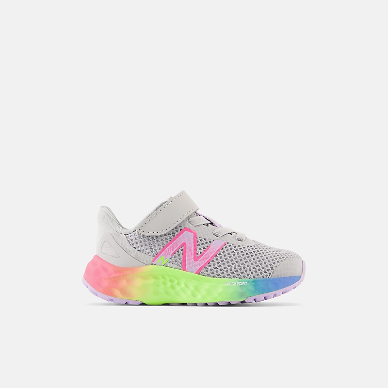 Dziecięcy Fresh Foam Arishi v4 Bungee Lace med górnym paskiem - Lekki aluminiowy af Cyber Lilac i Neon Pink