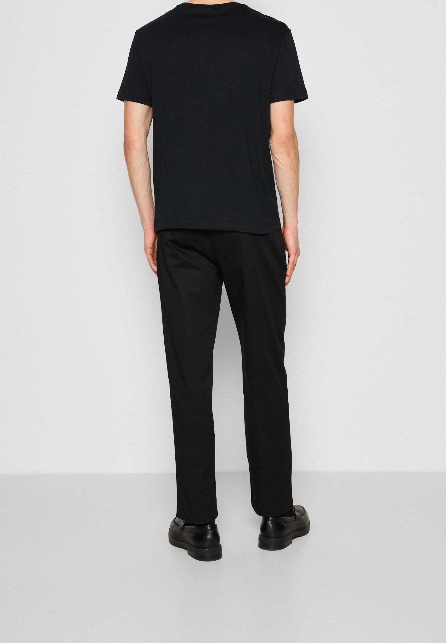 GANT Basic T-shirt - zwart