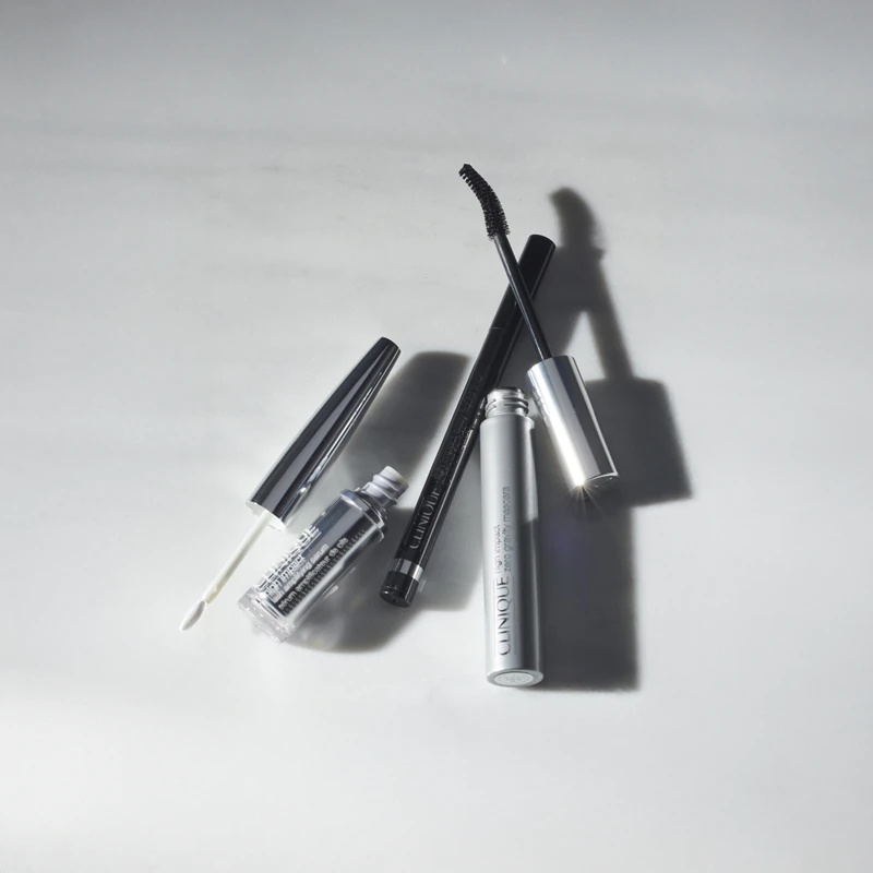 Clinique High Impact™ Easy Liquid Eyeliner precīzs šķidrais acu zīmulis